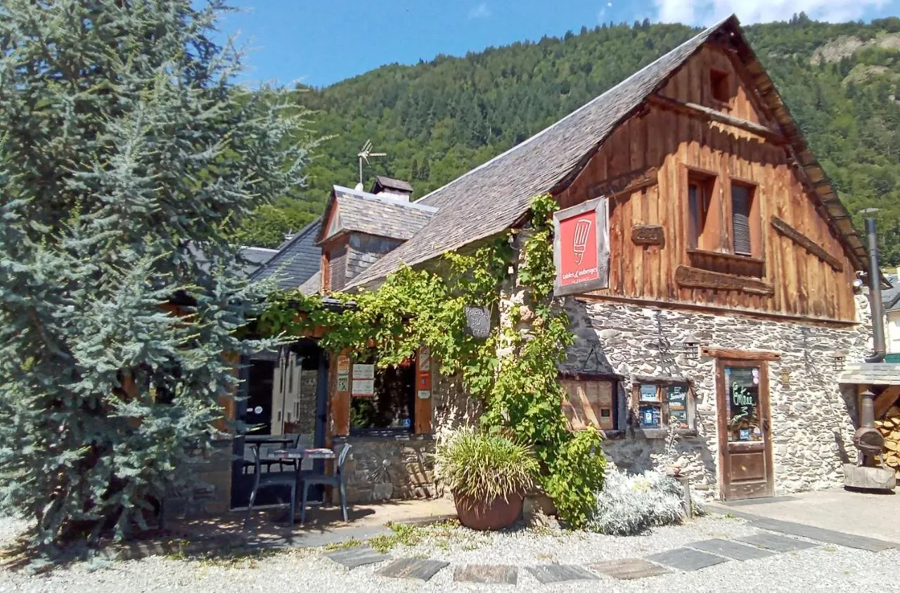 L' Auberge Du Chateau Génos