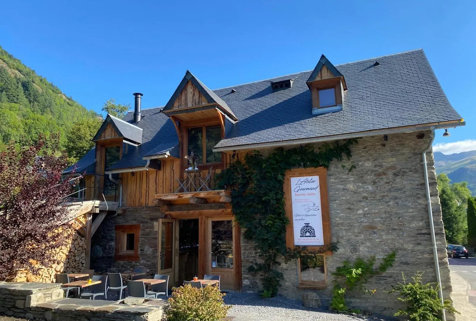 L' Auberge Du Chateau Génos